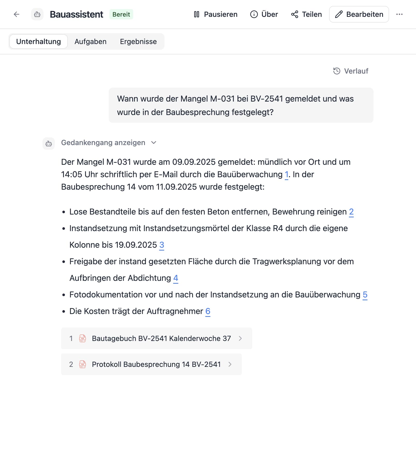 Ein Agent in Thero beantwortet die Frage „Wann wurde der Mangel M-031 bei BV-2541 gemeldet und was wurde in der Baubesprechung festgelegt?“ aus Beispieldokumenten und nennt die Quellen.