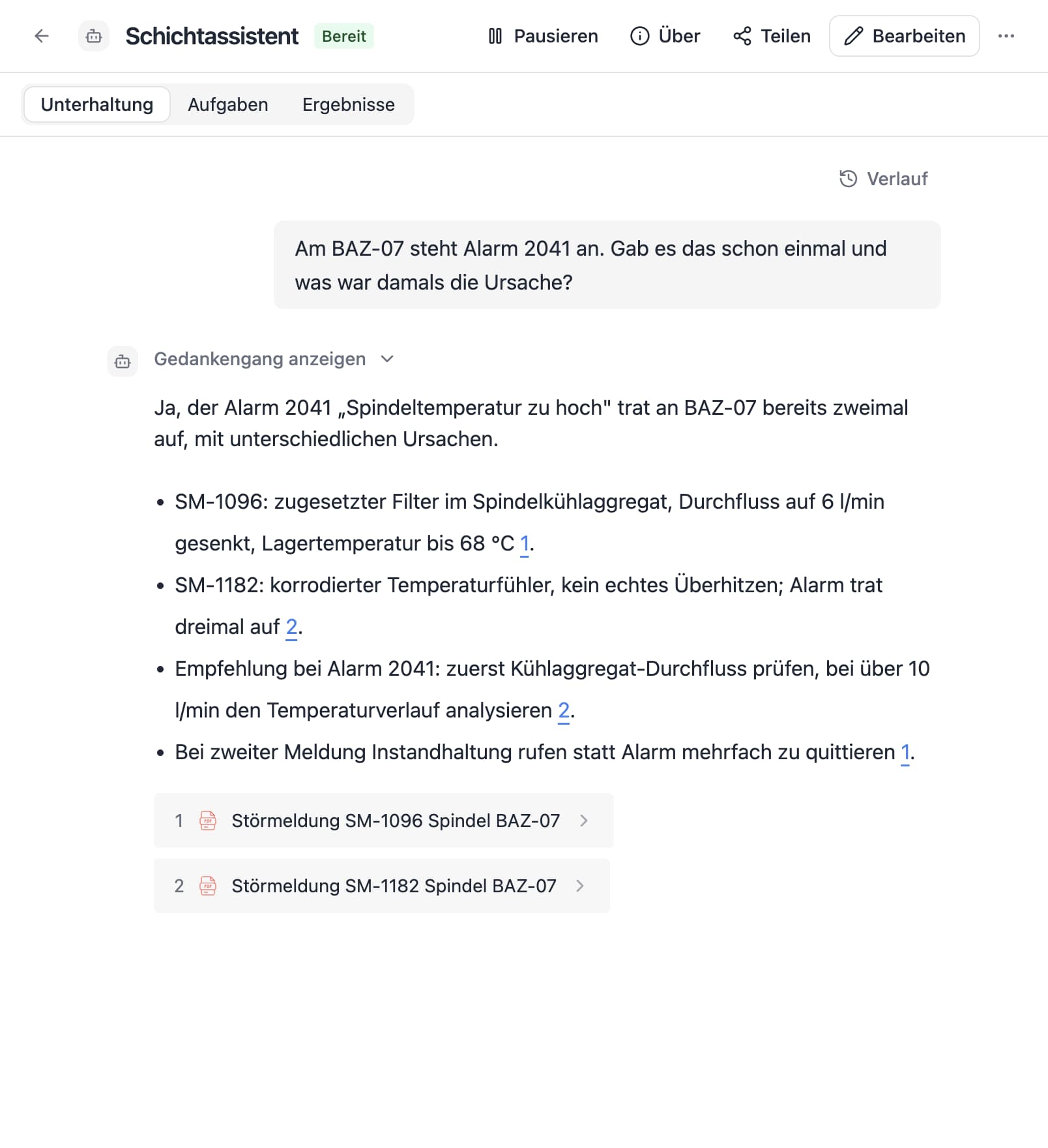 Ein Agent in Thero beantwortet die Frage „Am BAZ-07 steht Alarm 2041 an. Gab es das schon einmal und was war damals die Ursache?“ aus Beispieldokumenten und nennt die Quellen.